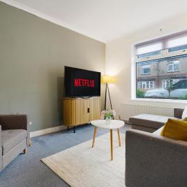 3 Bed Perfect For Business and Travellers