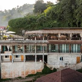 ผาฮี้แลนด์โฮมสเตย์, hôtel à Mae Sai