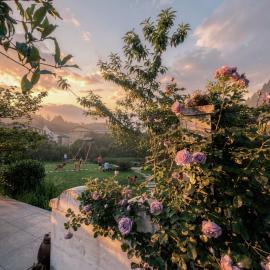 Inshan Mountain Boutique Lodge Near Zhangjiajie National Forest Park South Gate With Garden Mountain Views Traditional Chinese Residence Style Quiet Retreats For Travelers Seeking Nature And Seclusion