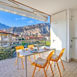 Torbolino - Apt with Balcony. Pool & Views - Happy Rentals