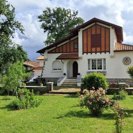 Apparemment indépendant dans une maison à Biarritz
