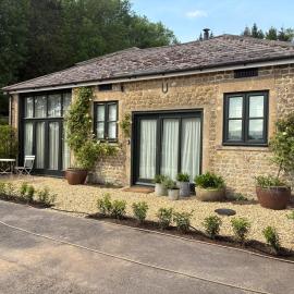 The Stables, hotel in Corsley