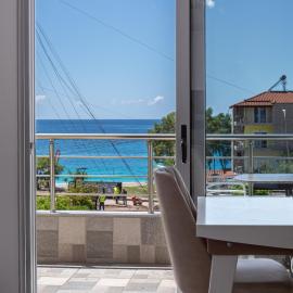 Vourtaréa Guesthouse