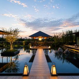 Terra Art Zen Hotel with Rooftop Zen Garden, Veggie Dining,Pick-up service,English speaking,Free Laundry