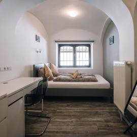 4 Rooms, hotell i Maribor