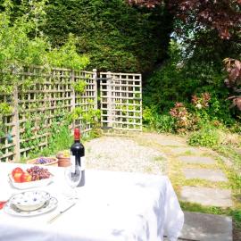 Self-contained flat, hotel in Girton