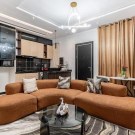 Tastefully Furnished 2Bed Apartment