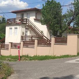 Gábor - lak