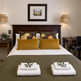 Alimento Guest House、アピントンのホテル
