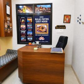 Balaji guest house by Gauri kedareshwar Temple