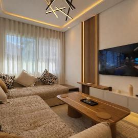 Luxury Studio Oasis with Rooftop, hotel u gradu 'LʼOasis'