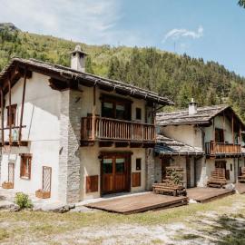 borgo maira village