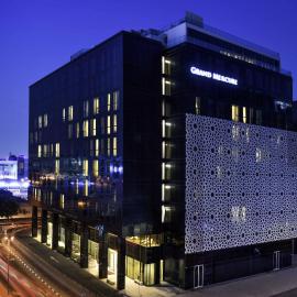 Grand Mercure Dubai City, hôtel à Dubaï