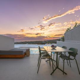 Evira Suites, Hotel in Pirgos