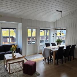 Myrkdalen apartment with lovely balcony