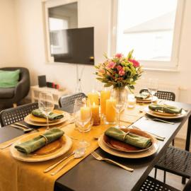 Stilvolle 3 Zimmer Wohnung Waiblingen, Flexible Anreise, 16 min Stuttgart, hotel u gradu 'Waiblingen'