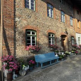 falternhof apartment - geschichte trifft auf design