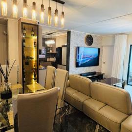 Lia Luxxe home