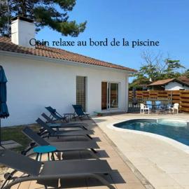 VILLA des 4 pins avec piscine