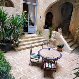 Demeure BelPel - Appartement Daurel, hotel em Bessan