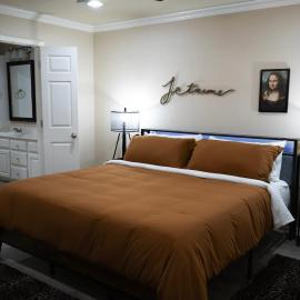 Family-Friendly House with Private Patio Escape, ξενοδοχείο σε Lubbock