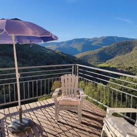 Pyrénées Mon Amour, hotell i Felluns