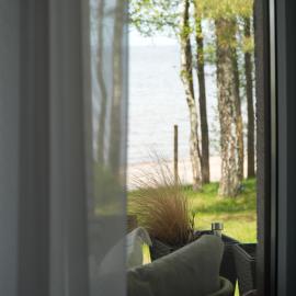 Pick a Quin Seaside Villa by the Baltic Sea, hotel in Skulte