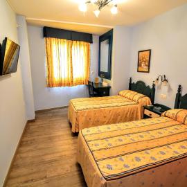 Pension Rural La Fonda, hotelli kohteessa Dúrcal