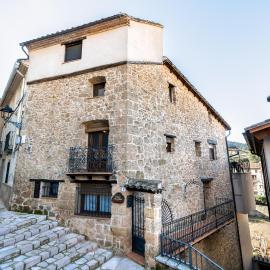 CASA LA FELICIDAD, hotell i Beceite