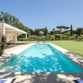 Roseraie Villa Heated Pool, hotel i Casa Mora