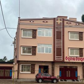 Viswanath Nilayam village resort, hotel en Sākhi Gopāl