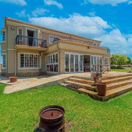 Agbenoir On De Vaal โรงแรมในOranjeville