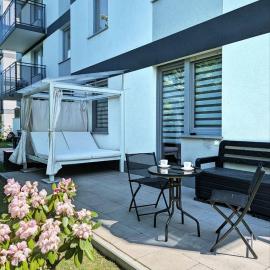 Comfortable flat with garden, self check-in, parking free