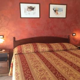 Cà 'd Gnese, hotel en Castagnole Lanze