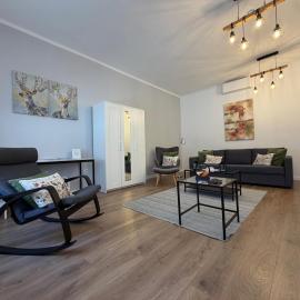 Zwinger Apartman, hotel in Sopron