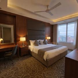 Hotel Grand Marina Near IGI Airport Delhi – hotel w mieście Bichpuri