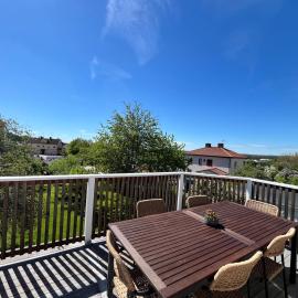 Villa Lindäng Apartment -Vimmerby、ビンメルビューのホテル