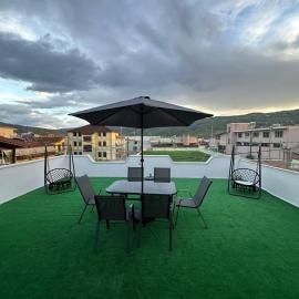 Green Berat Villa, hotel in Uznovë