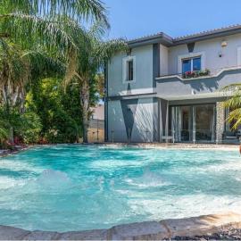 Villa Joel โรงแรมในฟอนตาเน บีอานเก