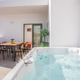 Aegora Residence, hotell i Kalithies