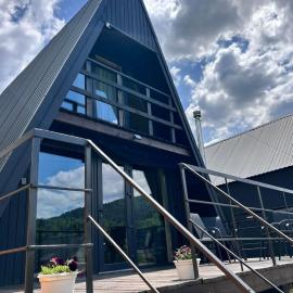 Diamond chalet A-frame, hotel i Ogrody