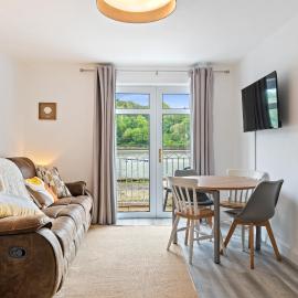 1 Rushbrooke Hotel Apartments Cobh County Cork, hotel in Cobh