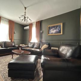 Les Ancestrales - Maison Jodoin, Augustine Suite โรงแรมในเซนต์-ไฮยาซินธ์