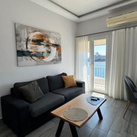 Welcome Home Syros Port Apartment