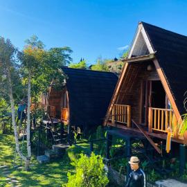 Giri Luwih Villas and Glamping, hotel en Gitgit