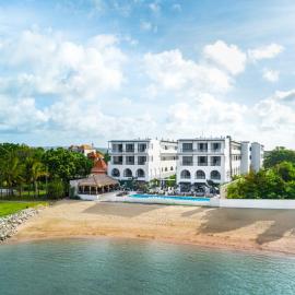 Kiara Beachtown Nusa Dua، فندق في نوسا دوا