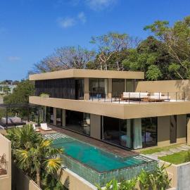 Elvara Villa - 4BR Brand New Luxury Sunset Escape in Pecatu, hotel in Uluwatu