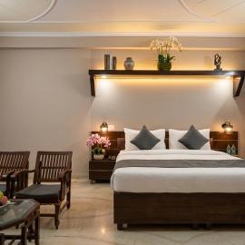 Hotel Royal Prithvi Palace Near GZB Railway Station, hotel Gáziábádban
