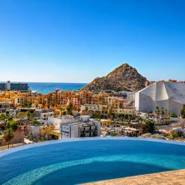 Luxury Pedregal Condo Walk to Cabo Marina, hotel a Cabo San Lucas