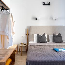 Central Guest House Skiathos, хотел в Скиатос